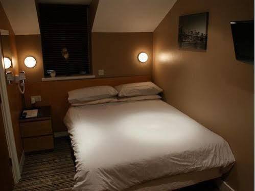 The Craimar Bed and Breakfast Blackpool Exteriör bild